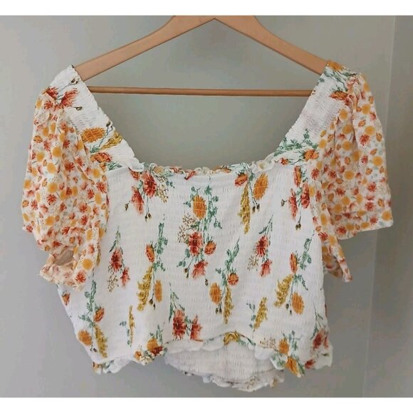 Torrid Smocked Flutter Short Sleeve Crop Top Plus Size 3 3X 22 24 Floral Boho - Picture 6 of 7